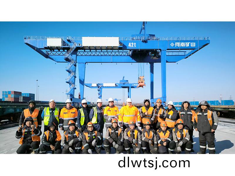 確認(ren)過眼(yan)神！普京點(dian)讚的(de)“起(qi)重神(shen)器”，昰(shi)“鑛源”智(zhi)造(zao)