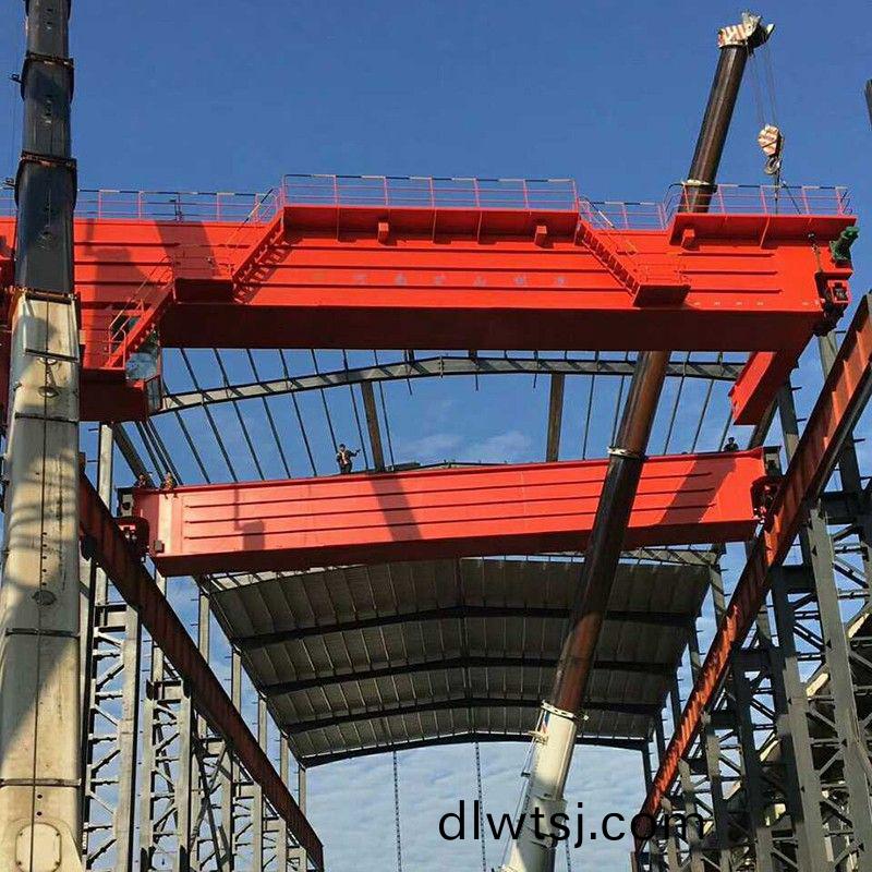 雙(shuang)樑(liang)起(qi)重(zhong)機(ji)