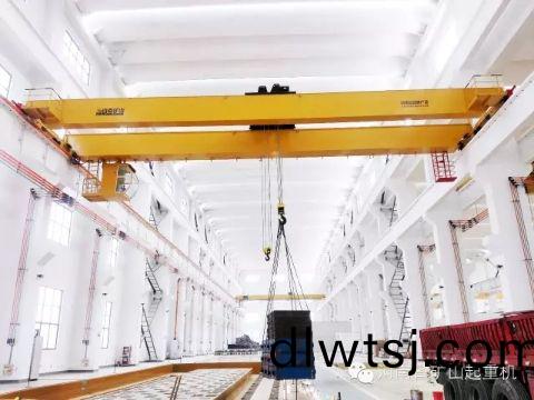 新(xin)型起(qi)重(zhong)機(ji)