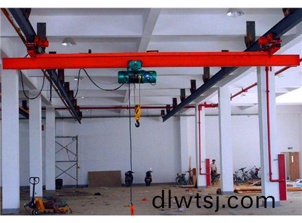 電(dian)動單(dan)樑(liang)起(qi)重機(ji)