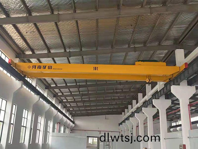 歐式(shi)起(qi)重機(ji)