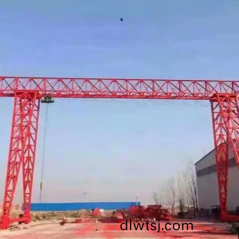 門式(shi)起重(zhong)機(ji)