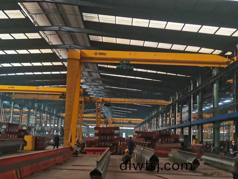 門式起(qi)重(zhong)機